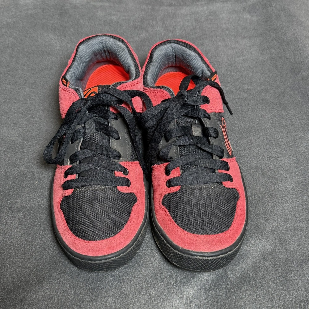 Five Ten Freerider Shoes Mens 9.5 Red Black Suede Mesh MTB Flat Pedal EF6950